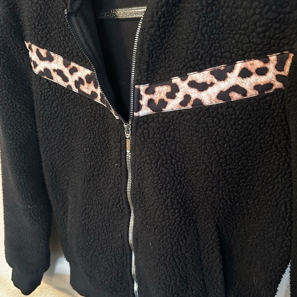 Zyia Sherpa jacket - Picture 3 of 8